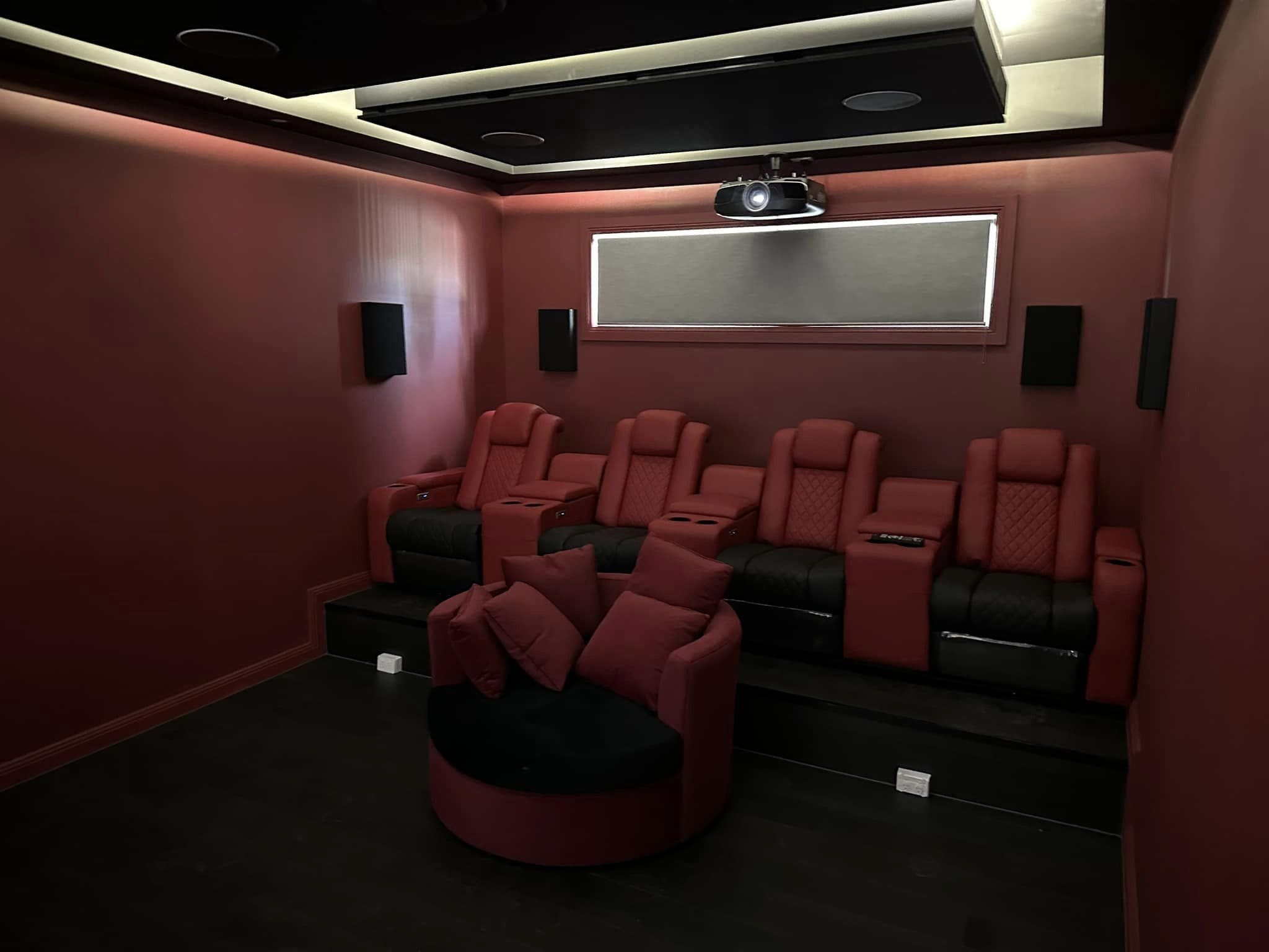 Cinema Room, Colebee