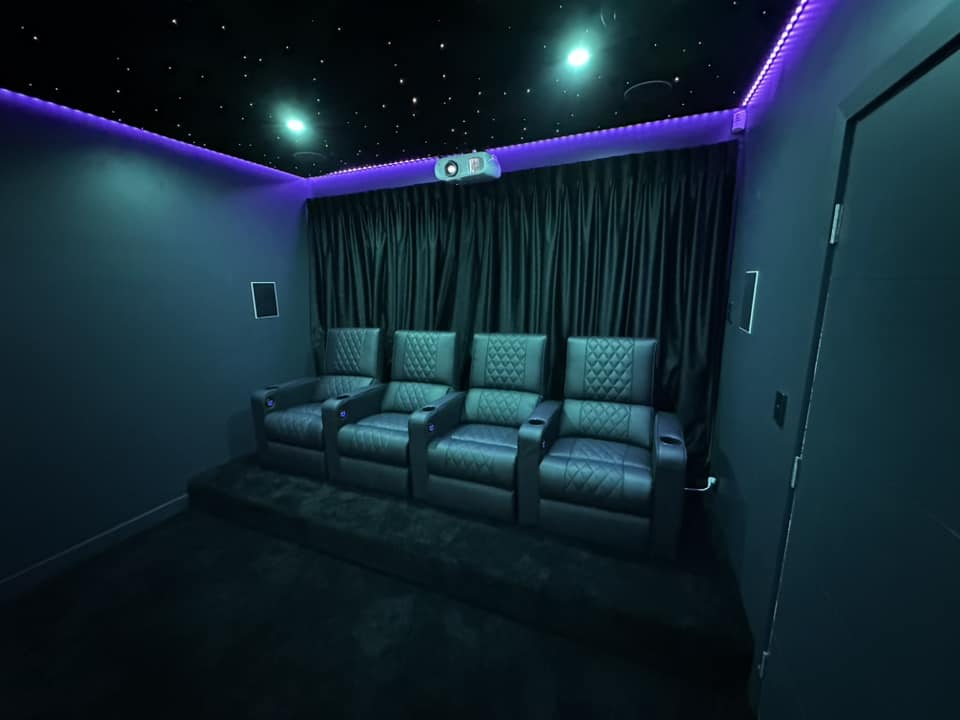 Gold Class Home Cinema, Potts Hill